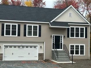 558 Nys 355 Cooper Hill Rd, Wynantskill, NY