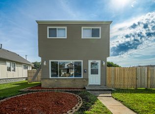 17089 Crane Ave, Hazel Crest, IL 60429