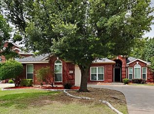 2002 San Simeon Dr, Mesquite, TX 75181