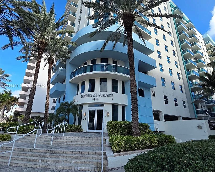 9172 Collins Ave #403