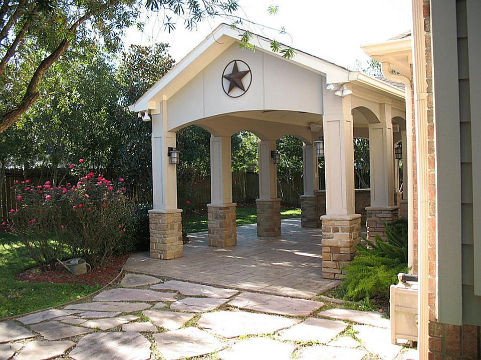 1st image of 10811 White Oak Creek Ct