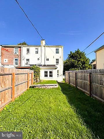 310 E Miner St — Photo 10
