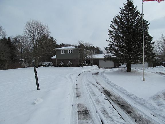 2nd image of 12321 Crockery Creek Dr