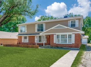 805 S Rusk St, Gainesville, TX 76240