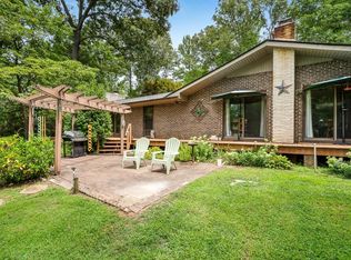 100 Pinewood Dr, Woodruff, SC 29388