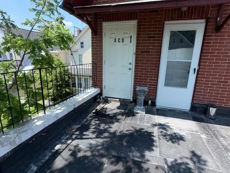 46 Bridge St #C — Photo 11