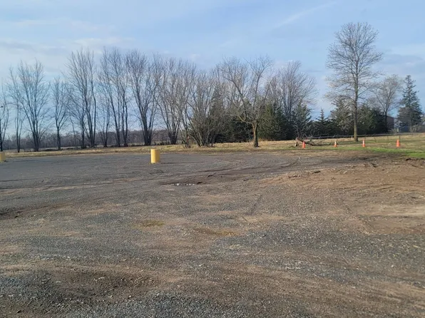 18397 Saint Croix Trl, Taylors Falls, MN 55084