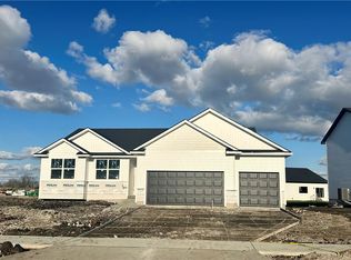 685 NW Prairie Rose Ln, Waukee, IA 50263