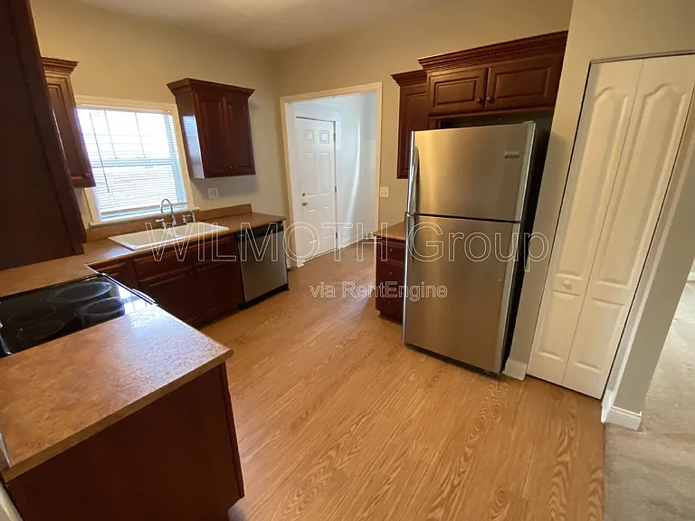 2458 N College Ave — Photo 8