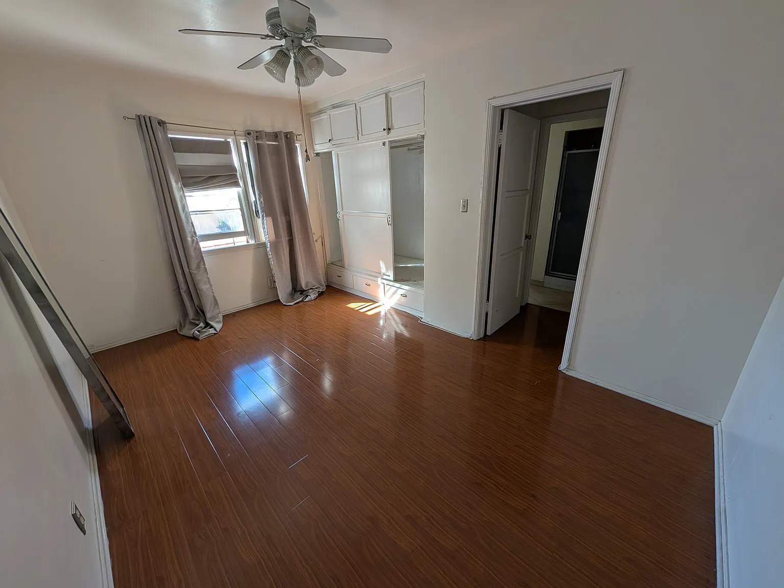 1 bed, 100 sqft, $1,975 — Photo 2