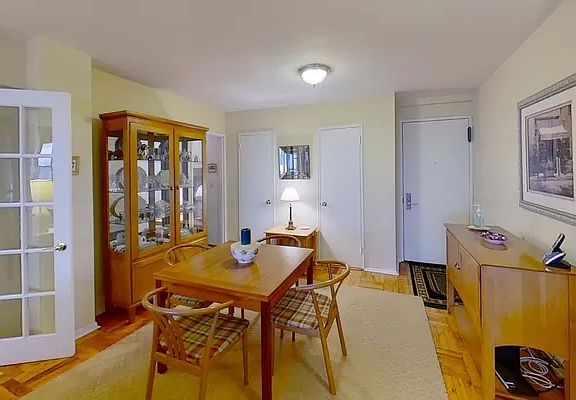 5th image of 425 E 63rd St APT E6c