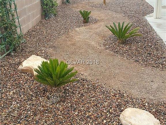 4th image of 4472 El Presidio Dr