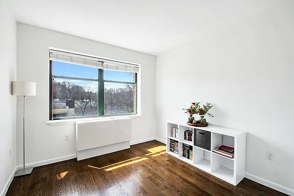 Sold by Compass | media 6