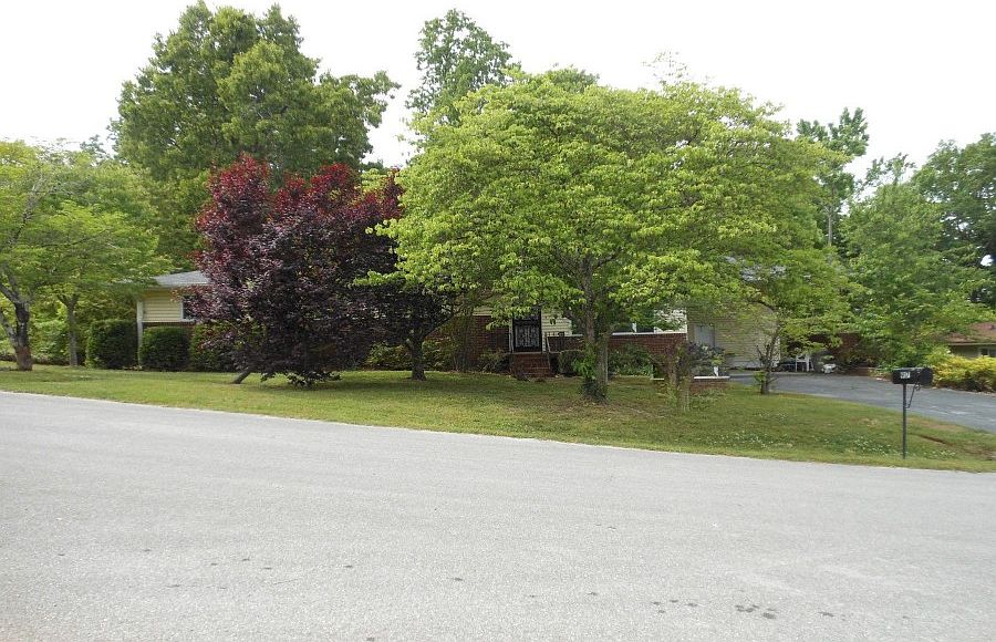 1st image of 917 Mount Belvoir Dr