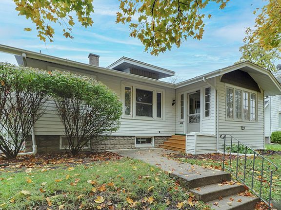 3rd image of 414 Woodland Ave