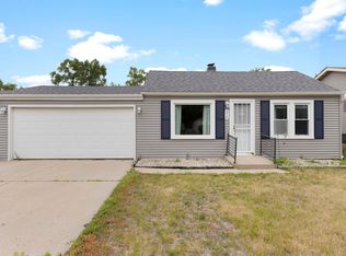 210 Wilson Ave, Machesney Park, IL 61115