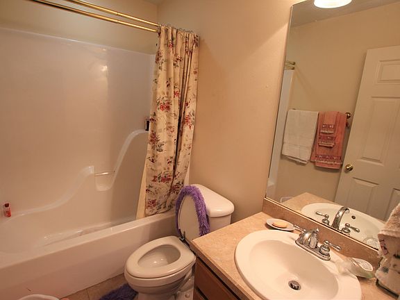 4th image of 378 McNabb Ln