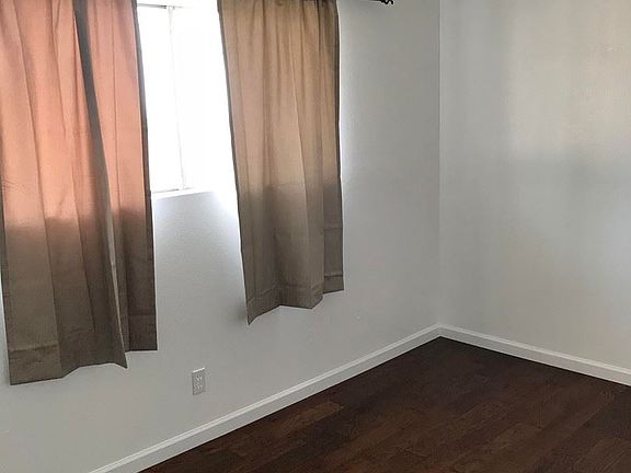 4th image of 58 N Ann St APT 8