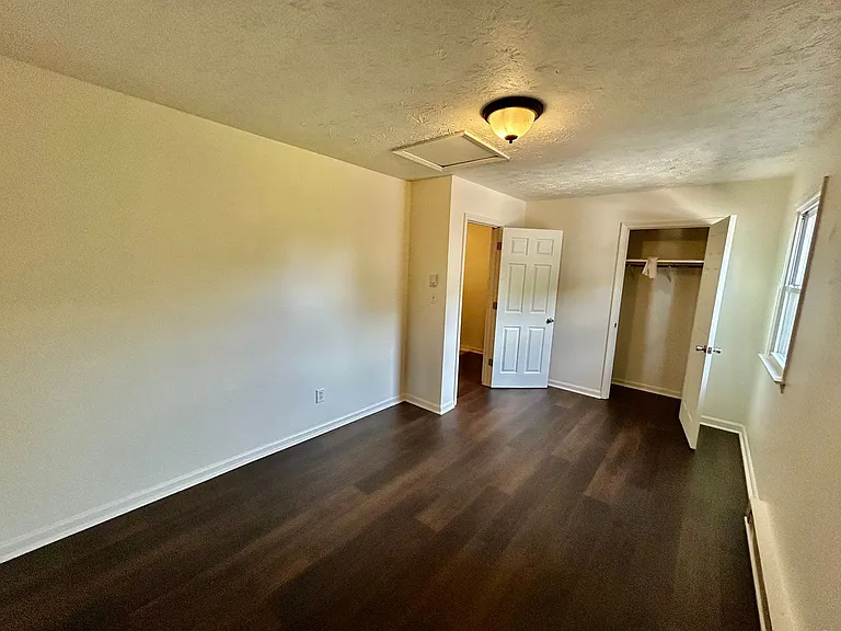 190 Macey Ave #17 — Photo 11