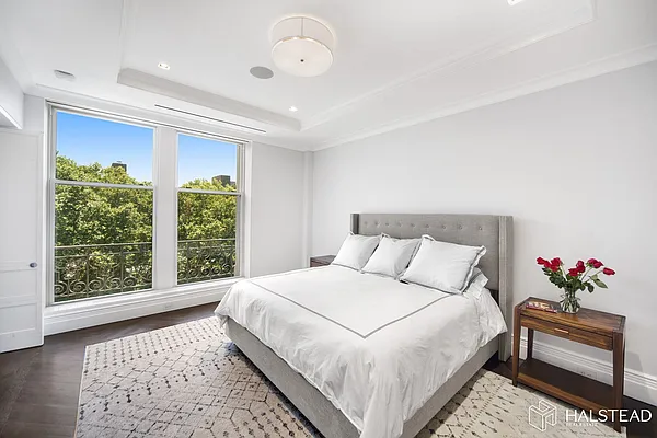 Rented by Halstead Real Estate | media 15