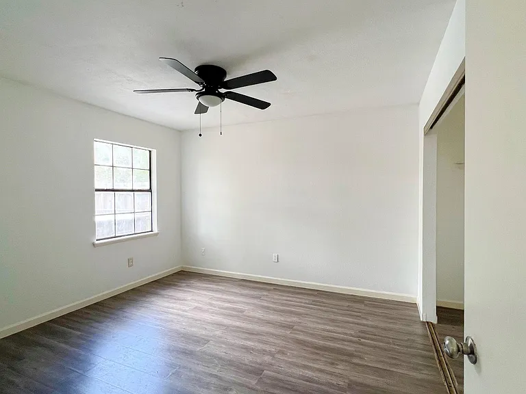 24126 Jumping Jay Ln — Photo 13
