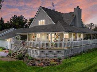 9225 160th Ave, Bristol, WI 53104