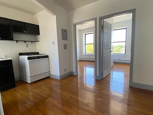 Rented by REAL New York | media 19