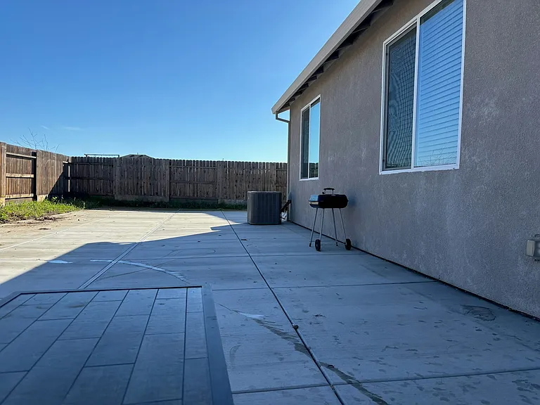 10400 Skynyrd Way — Photo 24