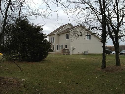5th image of 11122 Winchester Dr