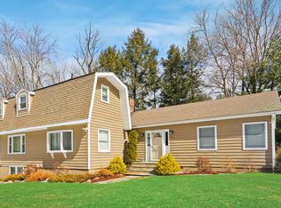 21 Twin Lakes Rd, South Salem, NY 10590