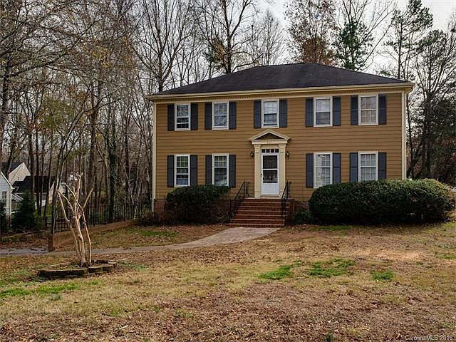 1st image of 337 Pine Creek Dr