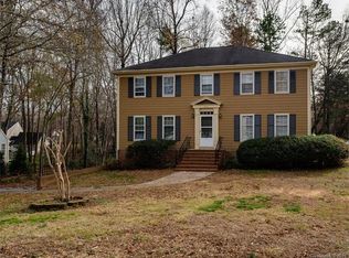 337 Pine Creek Dr, Charlotte, NC 28270