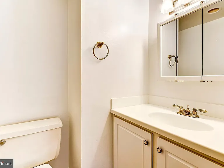 4515 Willard Ave #1121S — Photo 3