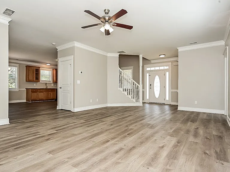 120 Memory Ln — Photo 6