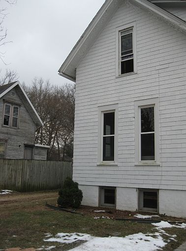1st image of 1403 8th Ave #1