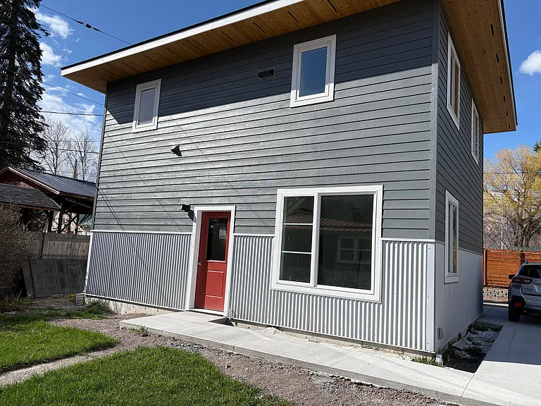 1132 2nd St — Photo 21