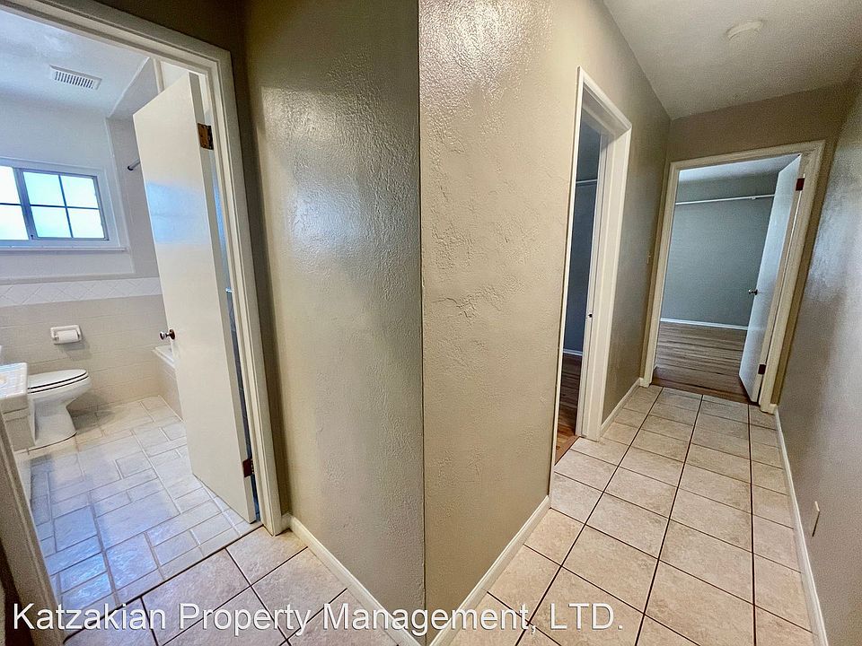 1st image of 8418 N Solano Ave