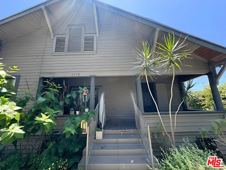 4360 1/2 Willow Brook Ave — Photo 1