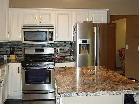 2nd image of 144 Laurie Dr