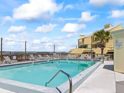 8520 Gulf Blvd #UT-24, Navarre, FL, 32566