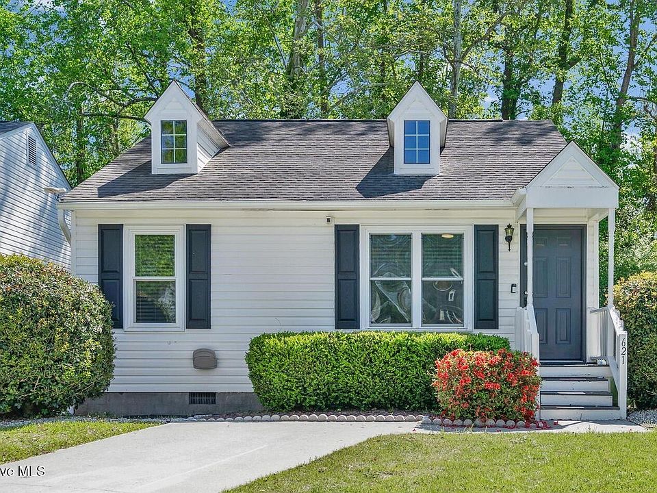 1st image of 621 Varsity Drive