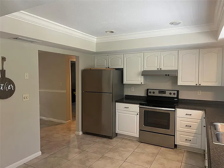 226 Delmar Ave — Photo 14