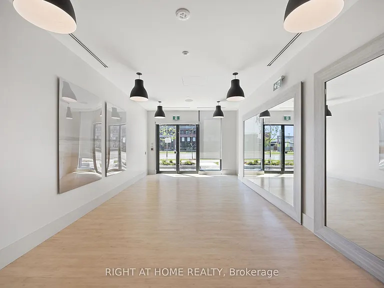 2545 Simcoe St N #2211 — Photo 18