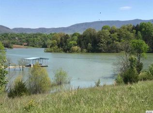 1925 Indian Creek Rd, Dandridge, TN 37725