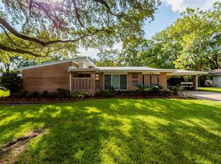 9206 Bonhomme Rd, Houston, TX 77074