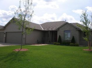 13593 Aspen Dr, Rogers, MN 55374