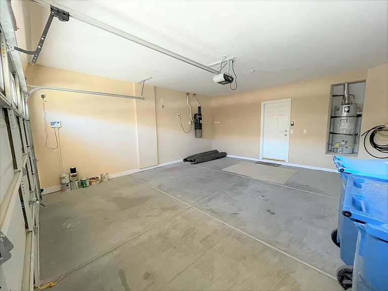 10595 Salmon Leap St — Photo 6
