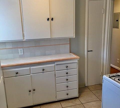 3rd image of 2229 N St APT 104