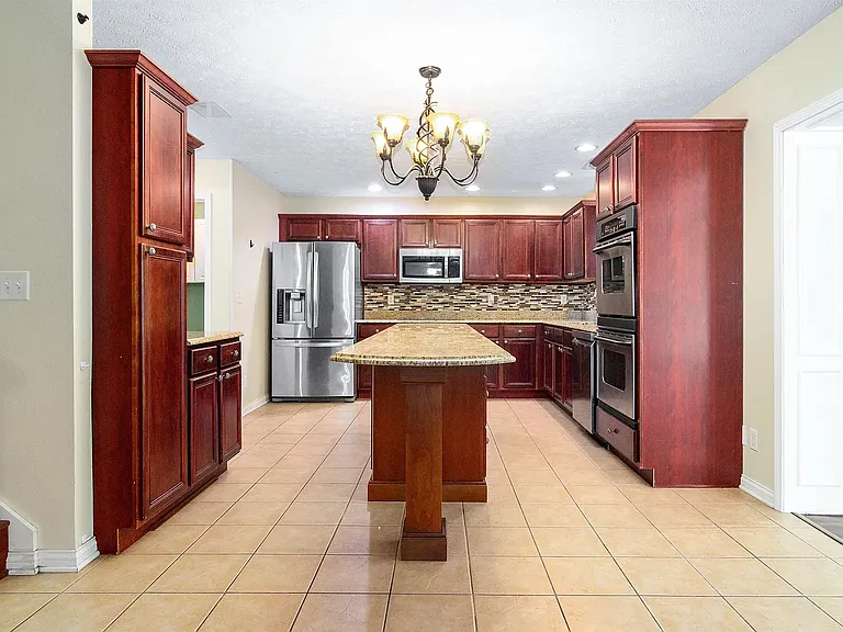 4626 Lincoln Pointe Dr — Photo 13