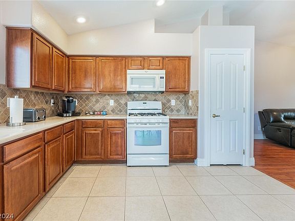 5th image of 5362 Blue Oat Ave #0